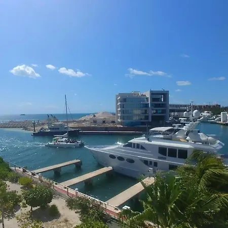 La Amada Residences. Best Stay